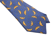 Load image into Gallery viewer, HERMES エルメス ボウタイ 蝶ネクタイ ネクタイ 三日月柄 シルク100% ブルー イエロー 紳士 中古 47467