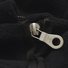 Load image into Gallery viewer, 極美品 CHANEL シャネル スポーツライン フリース ジップアップフーディー P19983V11807 サイズ50 ココマーク ブラック メンズ 中古 4a004764