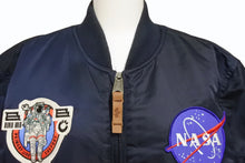 画像をギャラリービューアに読み込む, NASA ナサ フライトジャケット オフィシャル アポロ MA-1 ミリタリー ブルゾン アウター ジャンパー M ネイビー 美品 中古 47674