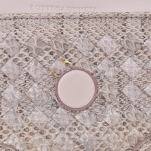 Load the image into the gallery viewer. 極美品 BOTTEGAVENETA ボッテガヴェネタ イントレチャート リアルト チェーン ショルダーバッグ B05504198Z ピンク 中古 4a004771