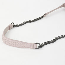 Load the image into the gallery viewer. 極美品 BOTTEGAVENETA ボッテガヴェネタ イントレチャート リアルト チェーン ショルダーバッグ B05504198Z ピンク 中古 4a004771