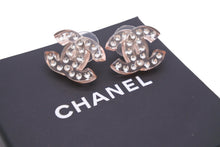 画像をギャラリービューアに読み込む, 美品 CHANEL シャネル ピアス ココマーク ピンククリア ラインストーン 18S ピンク シルバー中古 48040