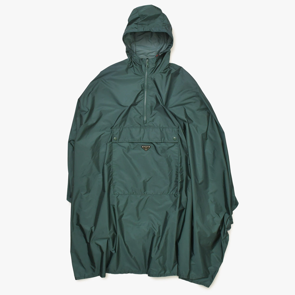 PRADA プラダ Re-Nylon フード付き ナイロンレインポンチョ SGB942 アノラック メタルロゴプレート グリーン Sサイズ ハーフジップ マッドグリーン金具 美品 中古 4a004807