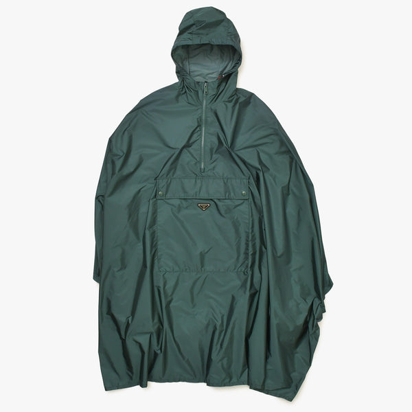 PRADA プラダ Re-Nylon フード付き ナイロンレインポンチョ SGB942 アノラック メタルロゴプレート グリーン Sサイズ ハーフジップ マッドグリーン金具 美品 中古 4a004807