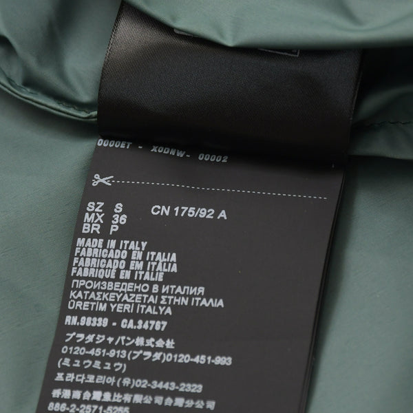 PRADA プラダ Re-Nylon フード付き ナイロンレインポンチョ SGB942 アノラック メタルロゴプレート グリーン Sサイズ ハーフジップ マッドグリーン金具 美品 中古 4a004807