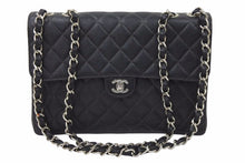 画像をギャラリービューアに読み込む, 極美品 シャネル マトラッセ30 チェーンショルダー キャビアスキン ブラック シルバー金具 バッグ レディース 中古 48625