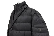 画像をギャラリービューアに読み込む, 極美品 PRADA プラダ ダウンジャケット ジップアップ タートル トライアングルロゴ ブラックSGH583 ACU1 2019 410 サイズ52 中古 49392