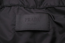 画像をギャラリービューアに読み込む, 極美品 PRADA プラダ ダウンジャケット ジップアップ タートル トライアングルロゴ ブラックSGH583 ACU1 2019 410 サイズ52 中古 49392