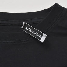 Load image into Gallery viewer, 極美品 BALENCIAGA バレンシアガ Tシャツ ポリティカルキャンペーン 570803 TAV44 サイズXS ブラック コットン中古 4a004945