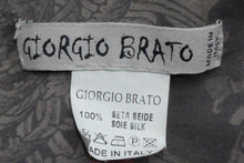 画像をギャラリービューアに読み込む, GIORGIO BRATO ジョルジオブラット 大判 シルク プリント スカーフ グレー 総柄 ストール 中古 49629