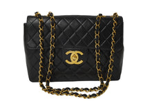 画像をギャラリービューアに読み込む, CHANEL シャネル マトラッセチェーンショルダー30 斜め掛けバッグ ラムスキン 4番台 ブラック ゴールド金具 美品 中古 49707