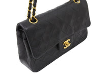 画像をギャラリービューアに読み込む, CHANEL シャネル マトラッセ ショルダーバッグ ココマーク 3番台 ラムスキン ブラック ゴールド金具 美品 中古 49714