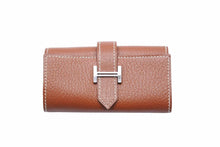 Load image into Gallery viewer, 極美品 HERMES エルメス ベアン キーケース コニャック □I刻 シェーブル 小物 中古 49896