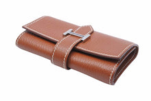 Load image into Gallery viewer, 極美品 HERMES エルメス ベアン キーケース コニャック □I刻 シェーブル 小物 中古 49896