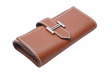 Load image into Gallery viewer, 極美品 HERMES エルメス ベアン キーケース コニャック □I刻 シェーブル 小物 中古 49896