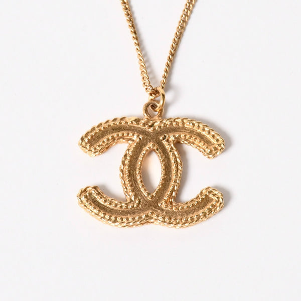 Very Good Condition CHANEL Necklace Necklace Coco Mark Gold B11 A Stamp Weight Approx. 11.21g Used 4a005163