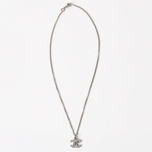 Load image into Gallery viewer, 極美品 CHANEL シャネル ココマーク ネックレス ラインストーン メタル 09V刻印 重量約5.73g 中古 4a005148