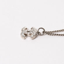 Load image into Gallery viewer, 極美品 CHANEL シャネル ココマーク ネックレス ラインストーン メタル 09V刻印 重量約5.73g 中古 4a005148