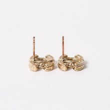 画像をギャラリービューアに読み込む, CHANEL シャネル ココマーク ピアス 重量約3.38g A13C刻印 GP メタル ラインストーン クリア ゴールド 両耳用 美品 中古 4a005146