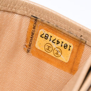 CHANEL シャネル カードケース 10番台 ココマーク ボタン キャビアスキン ベージュ ゴールド金具 美品 中古 4a007122