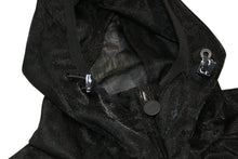 Load image into Gallery viewer, 新品未使用 CHANEL シャネル ファレル愛用 メンズ メッシュ ポリアミド パーカー ブラック P60972V46493 サイズ42 中古 4b013372