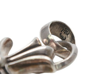 Load image into Gallery viewer, 極美品 CHROME HEARTS クロムハーツ CH CRS SML W/BALE スモールCHクロス Wベイルペンダントトップ チャーム 重量約23.2g 中古 4b013260