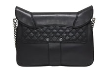 Load image into Gallery viewer, 極美品 CHANEL シャネル Paris-Dallas フリンジ フラップ サドルバッグ キルティング 2014年 19番台 カーフスキン ブラック 4b011468