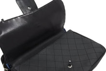 Load image into Gallery viewer, 極美品 CHANEL シャネル Paris-Dallas フリンジ フラップ サドルバッグ キルティング 2014年 19番台 カーフスキン ブラック 4b011468