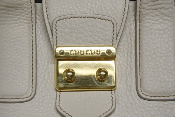MIUMIU ミュウミュウ VITELLO CARIBU ヴィテロ カリブ 2WAYバッグ RL0068 カーフレザー アイボリー ゴールド金具 美品 中古 4b011563