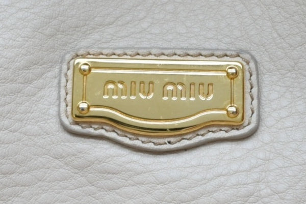 MIUMIU ミュウミュウ VITELLO CARIBU ヴィテロ カリブ 2WAYバッグ RL0068 カーフレザー アイボリー ゴールド金具 美品 中古 4b011563