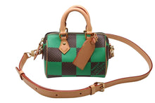 Load image into Gallery viewer, 極美品 LOUIS VUITTON ルイヴィトン スピーディ バンドリエール18 2WAYバッグ N40534 ダミエ ポップ グリーン ゴールド金具 中古 4b011774