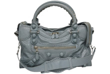 Load image into Gallery viewer, BALENCIAGA バレンシアガ Giant City ジャイアント シティ 2WAYバッグ 204529 ブルー シルバー金具 美品 中古 4b011368