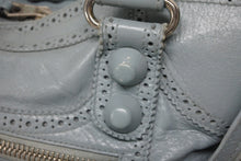 Load image into Gallery viewer, BALENCIAGA バレンシアガ Giant City ジャイアント シティ 2WAYバッグ 204529 ブルー シルバー金具 美品 中古 4b011368