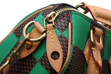 Load image into Gallery viewer, 極美品 LOUIS VUITTON ルイヴィトン スピーディ バンドリエール18 2WAYバッグ N40534 ダミエ ポップ グリーン ゴールド金具 中古 4b011774