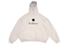画像をギャラリービューアに読み込む, BALENCIAGA バレンシアガ 22AW Be different Hoodie プルオーバーフーディー 713677 サイズ1 アイボリー 刺繍 美品 中古 4b013315