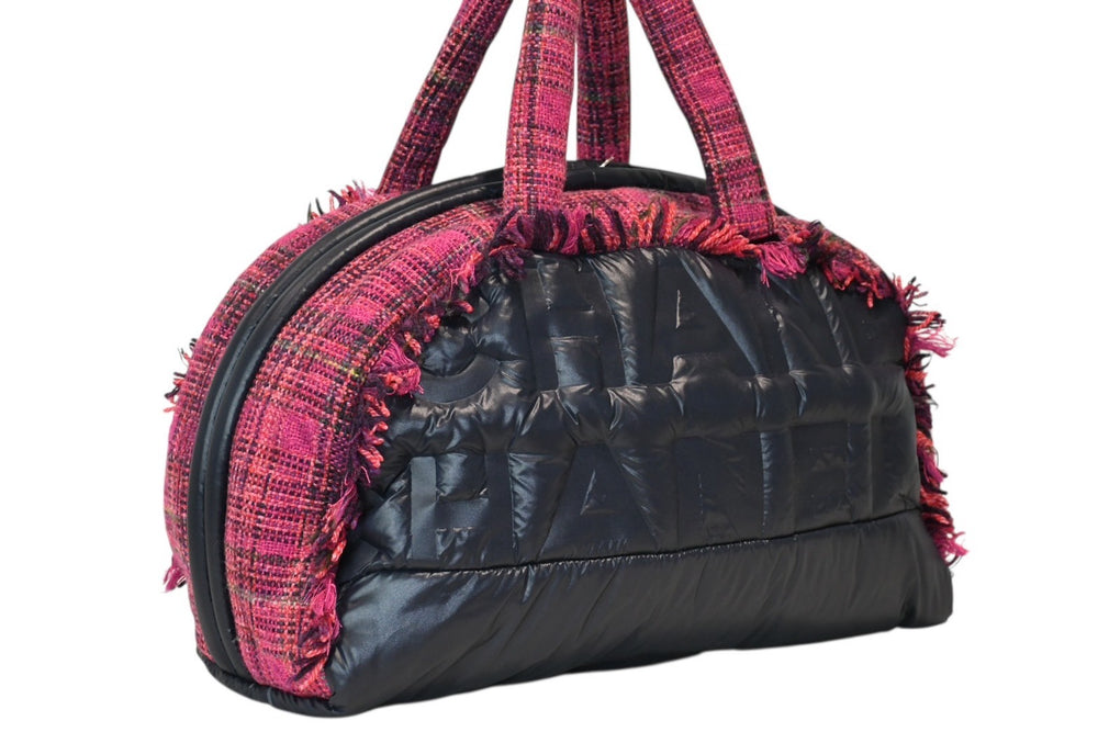 New and unused CHANEL Boston handbag 20s logo pink navy tweed nylon used 4b013286