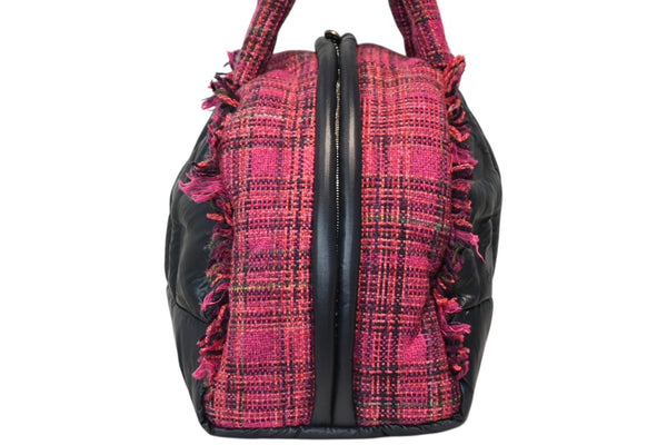 新品未使用 CHANEL シャネル ボストン ハンドバッグ 20番台 ロゴ ピンク ネイビー ツイード ナイロン 中古 4b013286
