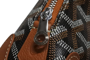 New and unused GOYARD Goyard Pouch Vendome Cosmetic Pouch Brown Silver Hardware Used 4b003702