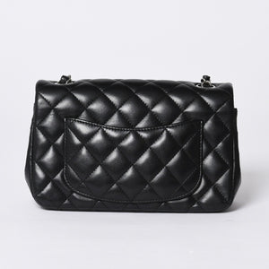 Very Good Condition CHANEL Mini Matelasse 19 S Flap S Chain Shoulder Bag No. 26 Lambskin Coco Mark Silver Hardware Used 4a000416