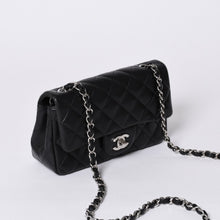 画像をギャラリービューアに読み込む, 極美品 CHANEL シャネル ミニマトラッセ19 Sフラップ Sチェーンショルダーバッグ 26番台 ラムスキン ココマーク シルバー金具 中古 4a000416