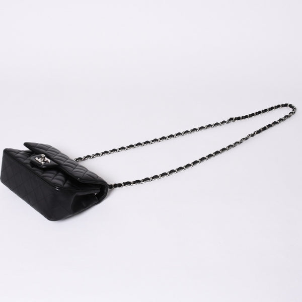 Very Good Condition CHANEL Mini Matelasse 19 S Flap S Chain Shoulder Bag No. 26 Lambskin Coco Mark Silver Hardware Used 4a000416