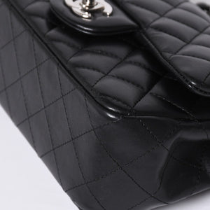 Very Good Condition CHANEL Mini Matelasse 19 S Flap S Chain Shoulder Bag No. 26 Lambskin Coco Mark Silver Hardware Used 4a000416