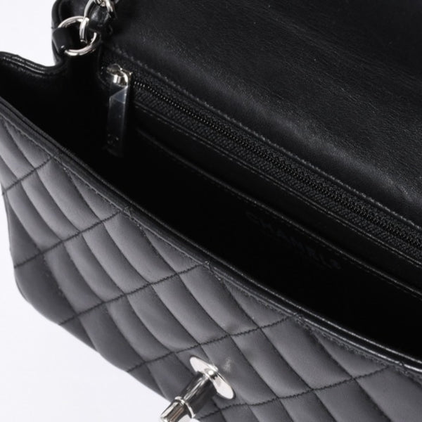 Very Good Condition CHANEL Mini Matelasse 19 S Flap S Chain Shoulder Bag No. 26 Lambskin Coco Mark Silver Hardware Used 4a000416