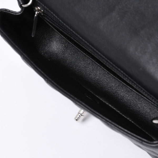 Very Good Condition CHANEL Mini Matelasse 19 S Flap S Chain Shoulder Bag No. 26 Lambskin Coco Mark Silver Hardware Used 4a000416