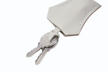 画像をギャラリービューアに読み込む, 新品未使用 HERMES エルメス クロシェット カデナ キーリング スイフトパールグレー 中古 4b006285
