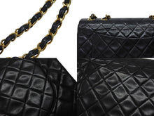 Load image into Gallery viewer, CHANEL シャネル デカマトラッセ Sフラップ Wチェーンショルダーバッグ 3番台 ココマーク ラムスキン ブラック ゴールド金具 良品 中古 4b006535