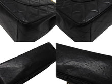 Load image into Gallery viewer, CHANEL シャネル デカマトラッセ Sフラップ Wチェーンショルダーバッグ 3番台 ココマーク ラムスキン ブラック ゴールド金具 良品 中古 4b006535