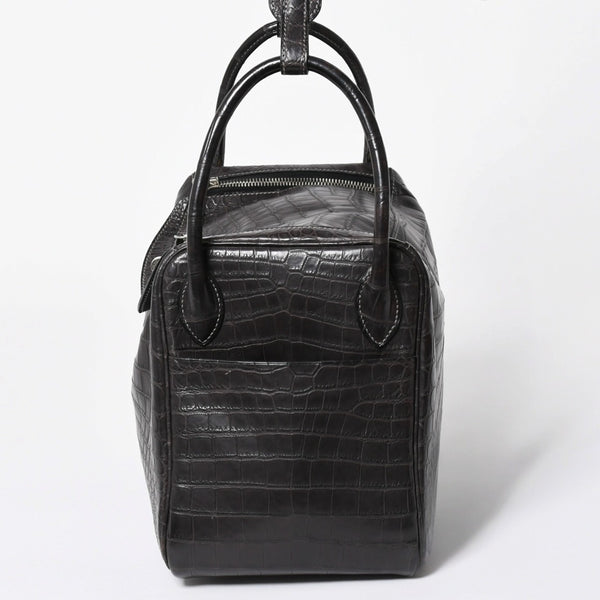 Mint condition HERMES Lindy 30 handbag, Niloticus matte graphite. ◻K stamp, silver hardware, pre-owned, item number 4b012372