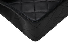 Load image into Gallery viewer, 極美品 CHANEL シャネル ミニマトラッセ20 Sフラップ Sチェーンショルダーバッグ A2800 2番台 ココマーク ラムスキン ブラック 中古 4b011636