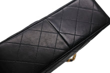 Load image into Gallery viewer, 極美品 CHANEL シャネル ミニマトラッセ20 Sフラップ Sチェーンショルダーバッグ A2800 2番台 ココマーク ラムスキン ブラック 中古 4b011636